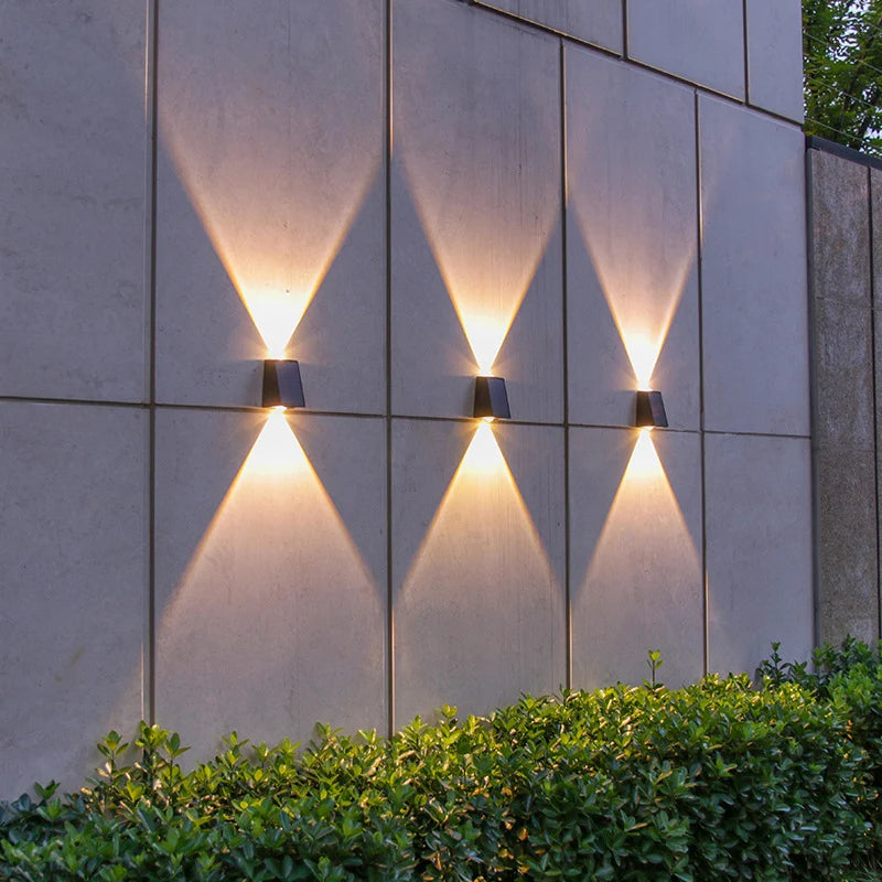 Solar Outdoor Wall Lamp for Garden Ambience