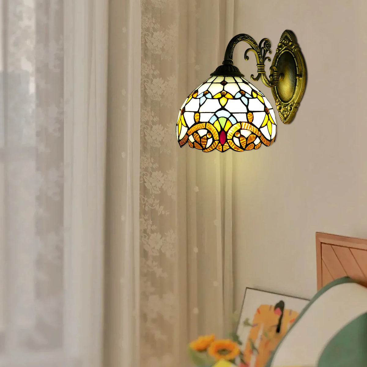 Vintage Tiffany Dome Wall Lamp for Cozy Interiors