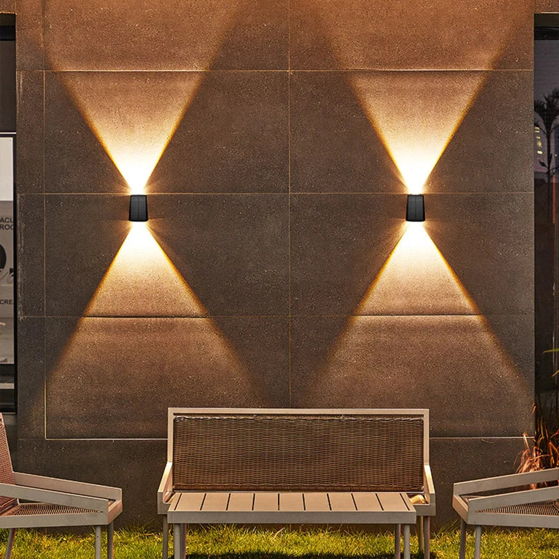 Solar Outdoor Wall Lamp for Garden Ambience