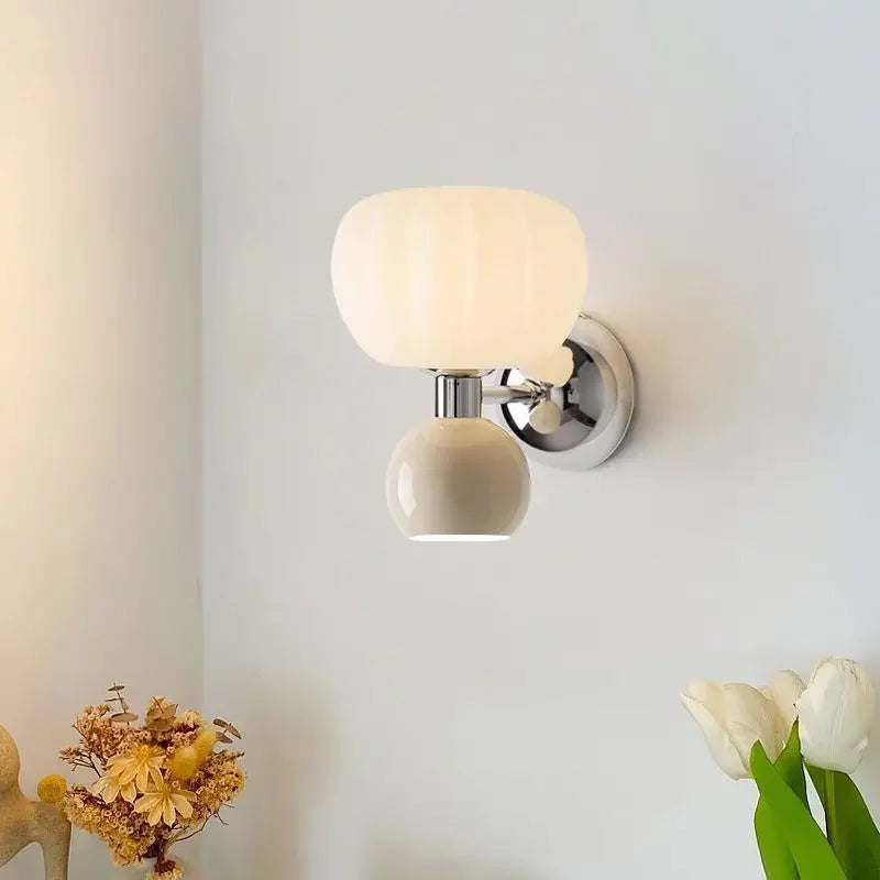 Cream Style Double Head Wall Lamp for Bedrooms