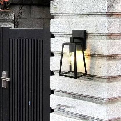 European Outdoor Wall Lantern for Courtyard Lighting