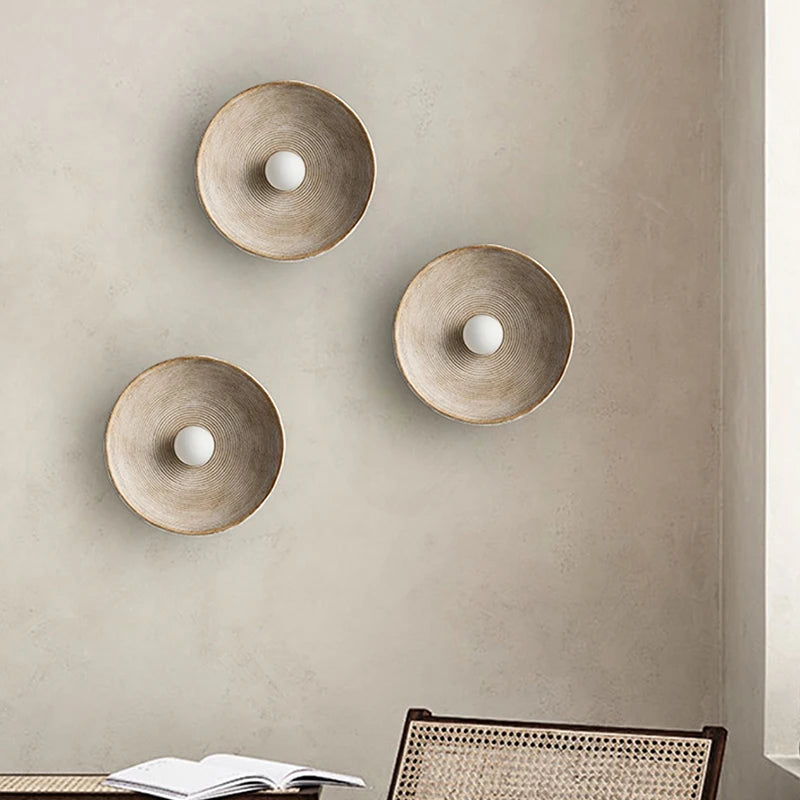 Minimalist Indoor Wall Light for Modern Spaces